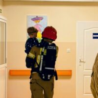 Ewakuacja dziecka z zagrożonej strefy